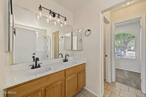 Bath - 1757 W Ray Ln, Apache Junction, AZ 85120 photo 1 of 3