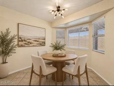 Dining - 1757 W Ray Ln, Apache Junction, AZ 85120 photo 3 of 3