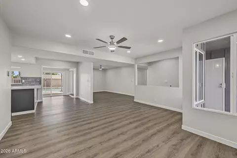 Living - 3045 W Libby St, Phoenix, AZ 85053 photo 5 of 6