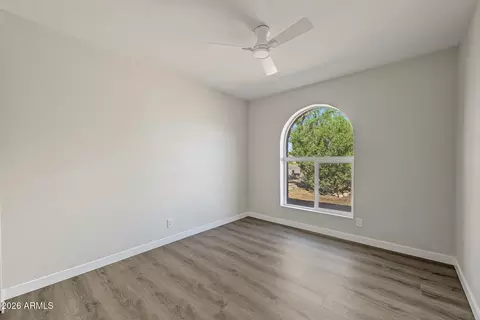 Bedroom - 3045 W Libby St, Phoenix, AZ 85053 photo 3 of 6