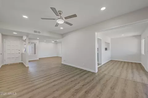 Living - 3045 W Libby St, Phoenix, AZ 85053 photo 1 of 6