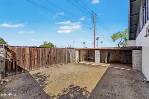 Exterior - 3045 W Libby St, Phoenix, AZ 85053 photo 8 of 9