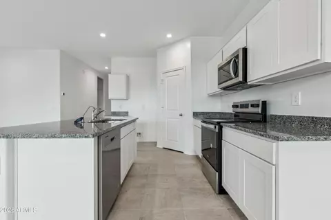 1510 E Fletcher Dr, Casa Grande, AZ 85122