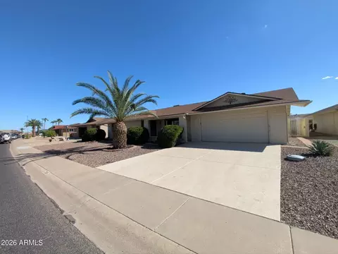 12415 W Flagstone Dr, Sun City West, AZ 85375