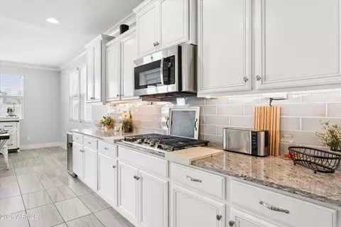 Kitchen - 10744 E Sheffield Dr, Mesa, AZ 85212 photo 4 of 6