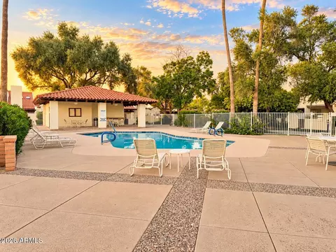 Exterior - 4001 E Lupine Ave, Phoenix, AZ 85028 photo 7 of 9