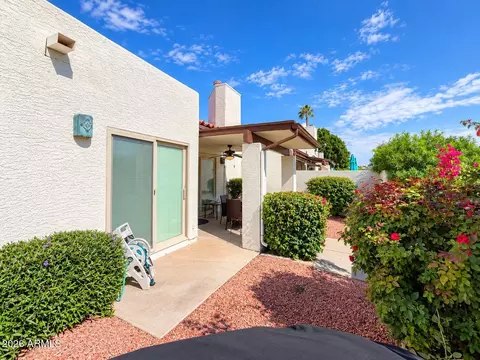 Exterior - 4001 E Lupine Ave, Phoenix, AZ 85028 photo 4 of 9