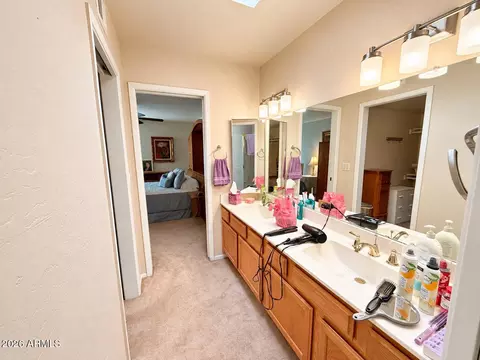 Bath - 4001 E Lupine Ave, Phoenix, AZ 85028 photo 1 of 3