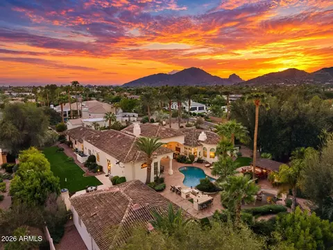 7437 N 71st St, Paradise Valley, AZ 85253