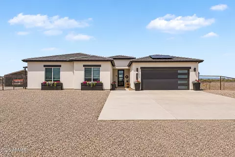 23020 W Skinner Rd, Wittmann, AZ 85361