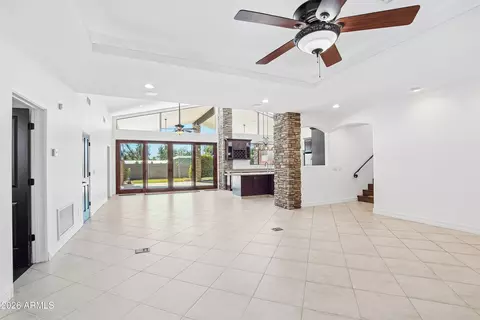Living - 1435 E Rancho Dr, Phoenix, AZ 85014 photo 1 of 6