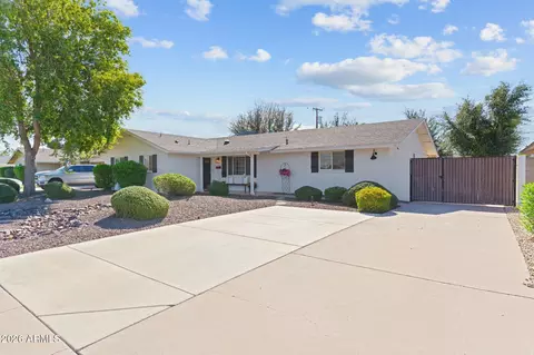 8301 E Minnezona Ave, Scottsdale, AZ 85251