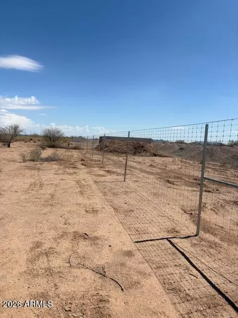 000 W Salome Hwy 8 Hwy #8, Tonopah, AZ 85354