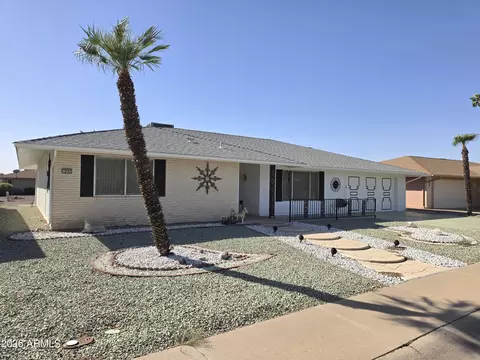 12507 W Parkwood Dr, Sun City West, AZ 85375