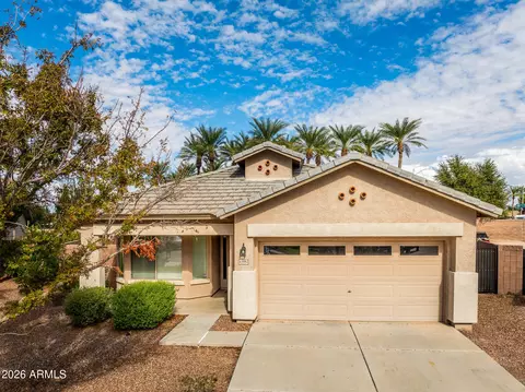 43982 W Garden Ln, Maricopa, AZ 85139