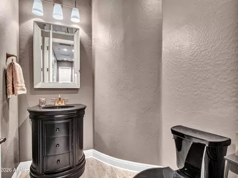 Bath - 25809 N 55th Dr, Phoenix, AZ 85083 photo 5 of 8