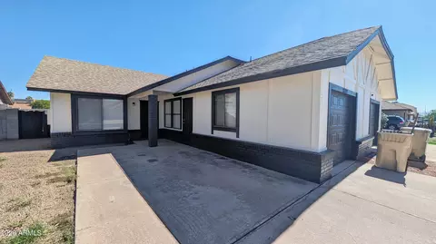 5729 N 68th Ave, Glendale, AZ 85303