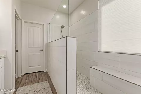 Bath - 4730 S Twinleaf Dr, Gilbert, AZ 85297 photo 2 of 3