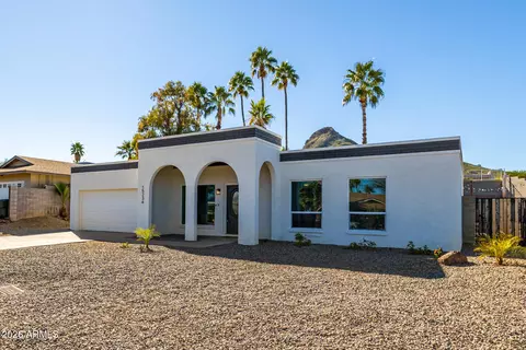Exterior - 15236 N 20th Pl, Phoenix, AZ 85022 photo 5 of 11