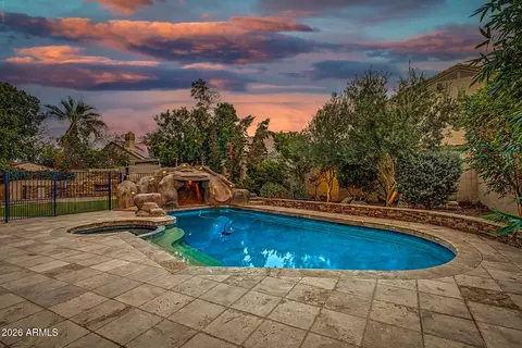 235 W Tumbleweed Rd, Gilbert, AZ 85233