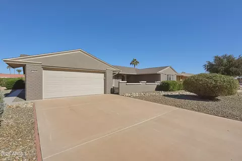 9608 W Shiprock Dr, Sun City, AZ 85351