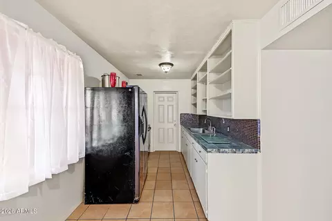 Kitchen - 64 N Hunt Dr #E, Mesa, AZ 85203 photo 1 of 2