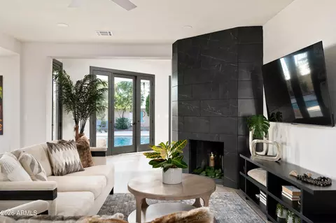 6709 E Phelps Rd, Scottsdale, AZ 85254
