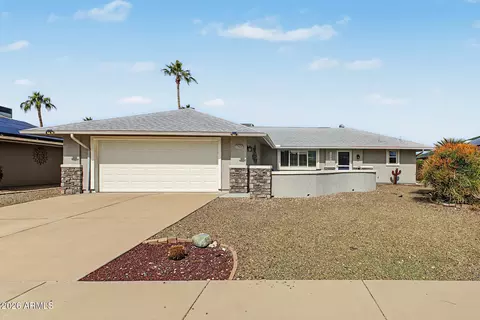12410 W Flagstone Dr, Sun City West, AZ 85375