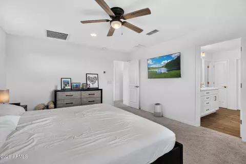 Bedroom - 10941 E Texas Ave, Mesa, AZ 85212 photo 4 of 8