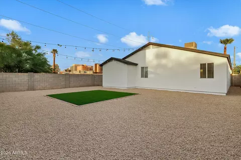 Exterior - 802 S 5th Ave, Phoenix, AZ 85003 photo 3 of 6