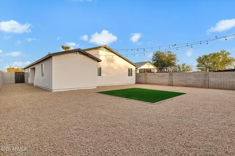 Exterior - 802 S 5th Ave, Phoenix, AZ 85003 photo 2 of 6