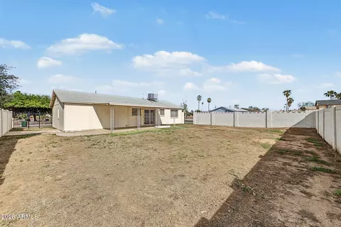 Exterior - 4313 E Southern Ave, Phoenix, AZ 85042 photo 3 of 4
