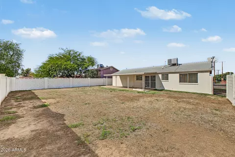 Exterior - 4313 E Southern Ave, Phoenix, AZ 85042 photo 4 of 4
