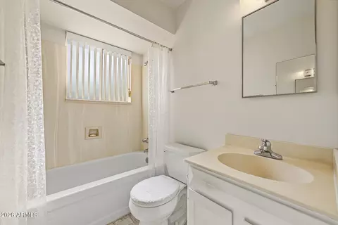 Bath - 4313 E Southern Ave, Phoenix, AZ 85042 photo 1 of 1