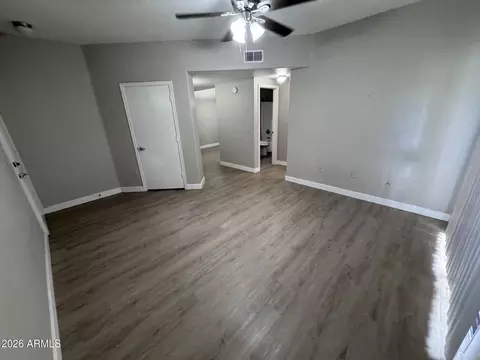 Living - 3434 E Baseline Rd #122, Phoenix, AZ 85042 photo 3 of 4