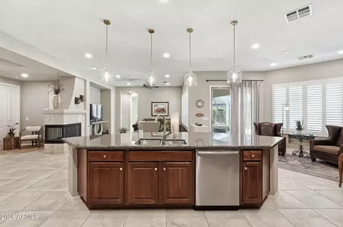 Kitchen - 4479 E Narrowleaf Dr, Gilbert, AZ 85298 photo 4 of 4