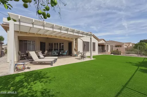 Exterior - 4479 E Narrowleaf Dr, Gilbert, AZ 85298 photo 2 of 8