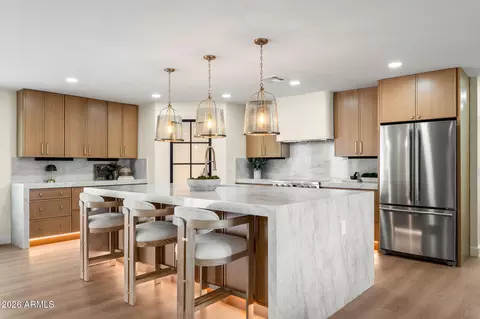 5910 E Claire Dr, Scottsdale, AZ 85254