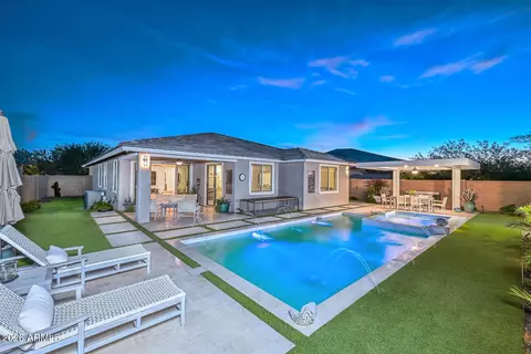 11650 W Red Hawk Dr, Peoria, AZ 85383