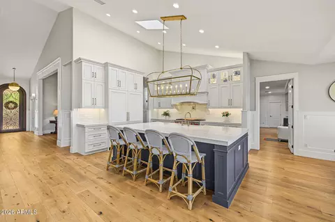 Kitchen - 910 E Juanita Ave, Gilbert, AZ 85234 photo 5 of 18