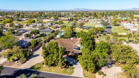 View/Area - 910 E Juanita Ave, Gilbert, AZ 85234 photo 4 of 7