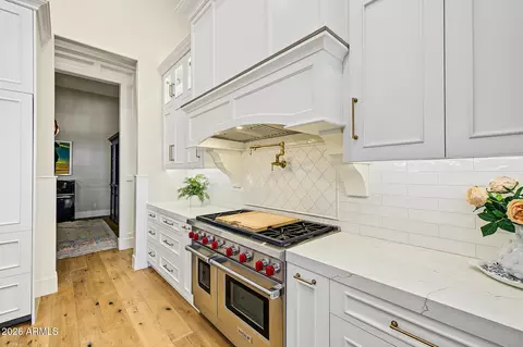 Kitchen - 910 E Juanita Ave, Gilbert, AZ 85234 photo 14 of 18
