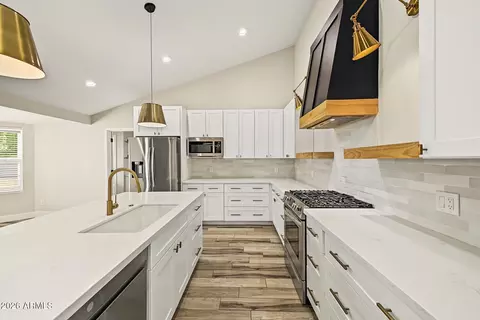 Kitchen - 535 N Cherry --, Mesa, AZ 85201 photo 3 of 4