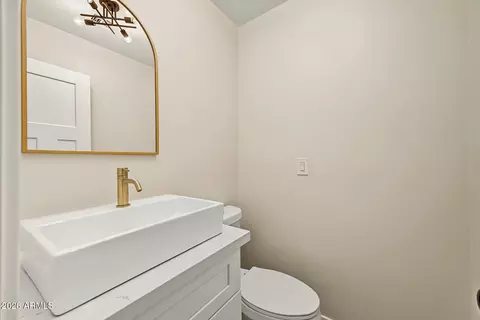 Bath - 535 N Cherry --, Mesa, AZ 85201 photo 1 of 5