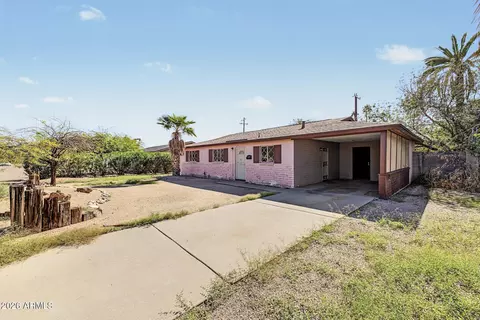 7601 E 4th St, Scottsdale, AZ 85251