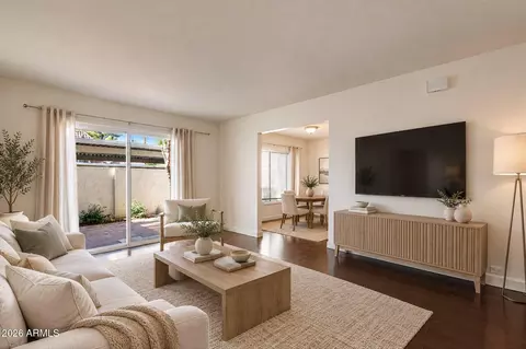 Living - 2810 E Glenrosa Ave #9, Phoenix, AZ 85016 photo 1 of 5