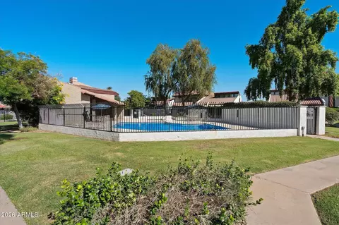 Exterior - 2810 E Glenrosa Ave #9, Phoenix, AZ 85016 photo 8 of 9
