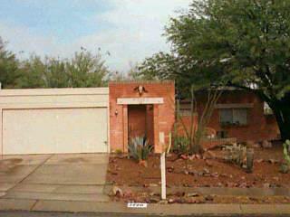 2770 W San Serafin Dr, Tucson, AZ 85713 photo 1