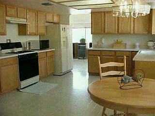 8041 E Gary Ct, Tucson, AZ 85715 photo 3