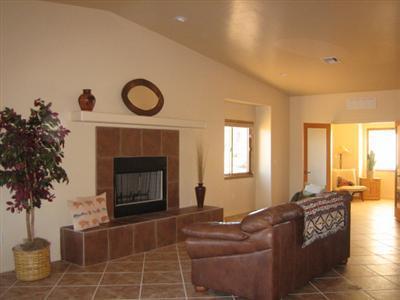 201 N Slate Dr, Vail, AZ 85641 photo 2